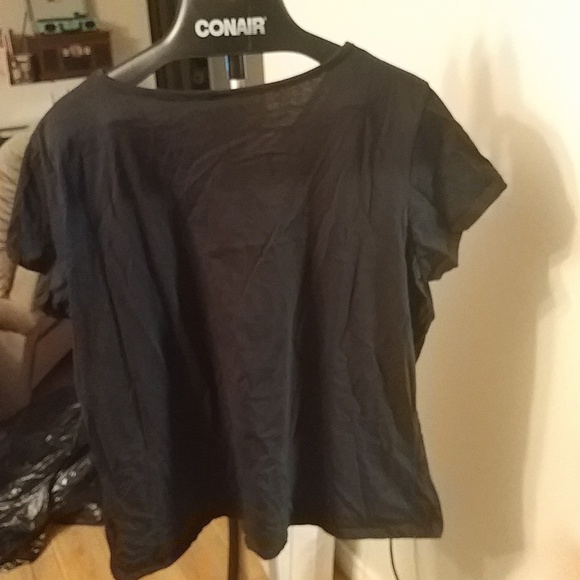 Black V Neck Tee 2X Avon - Picture 6 of 6